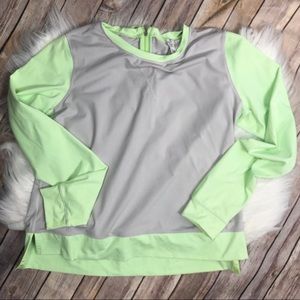 Lululemon Warm up crew top sz 10